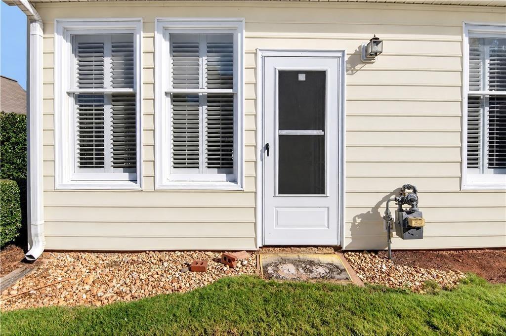 Victoria Way, Roswell, GA 30075