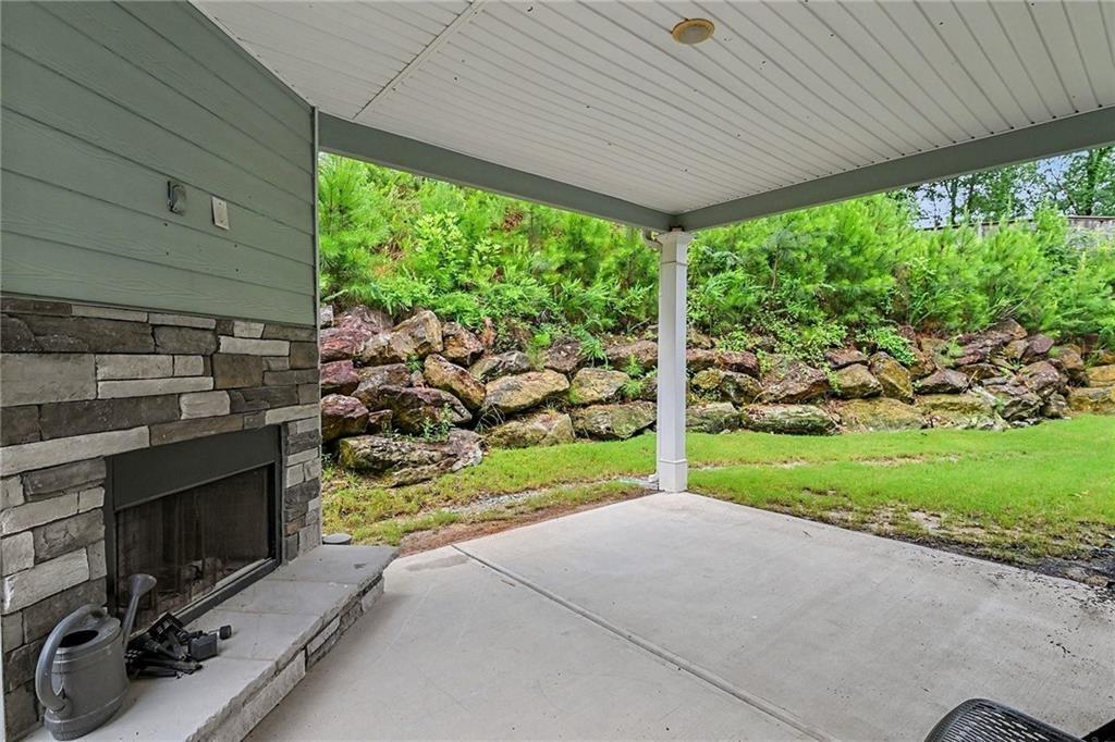 Glen Abbey Cir Se, Mableton, GA 30126