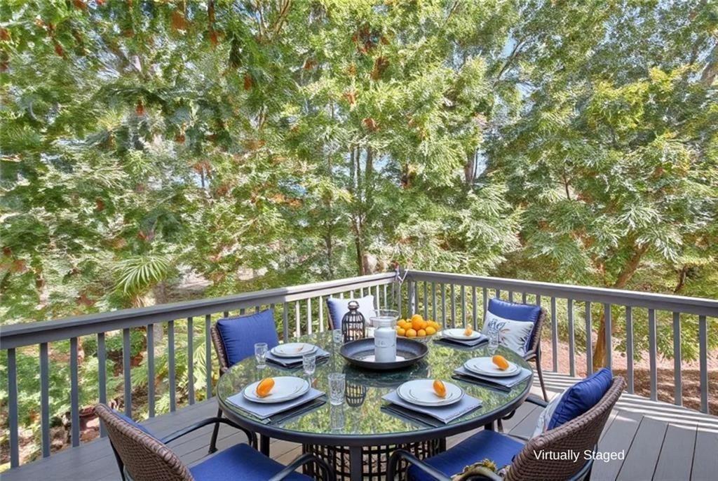 Maplewood Ln, Gainesville, GA 30504