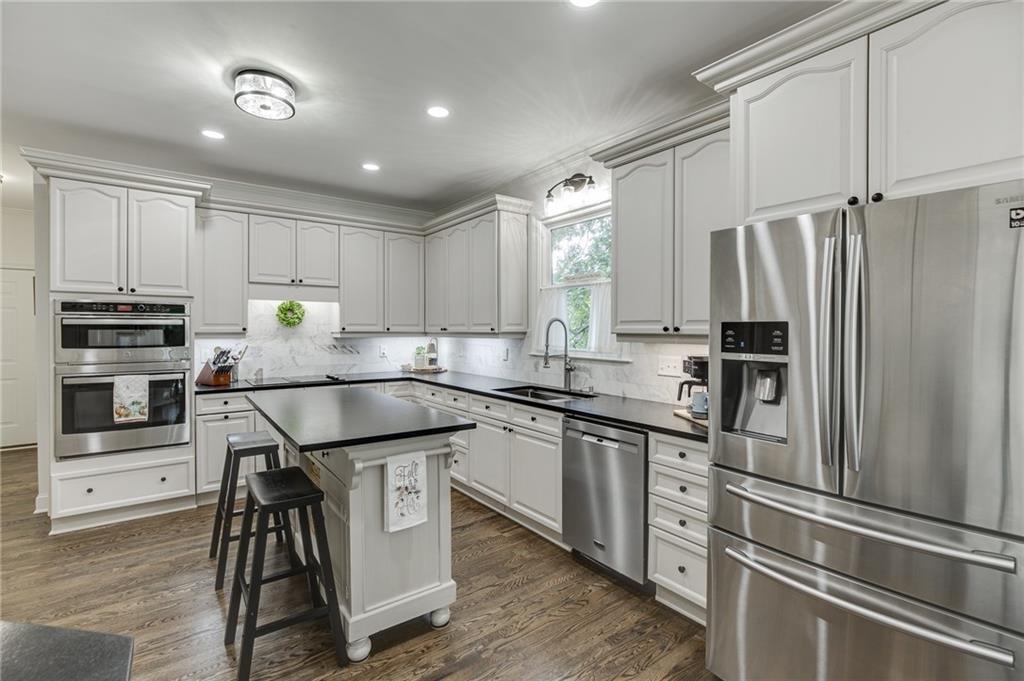 Spinnaker Ln, Gainesville, GA 30506