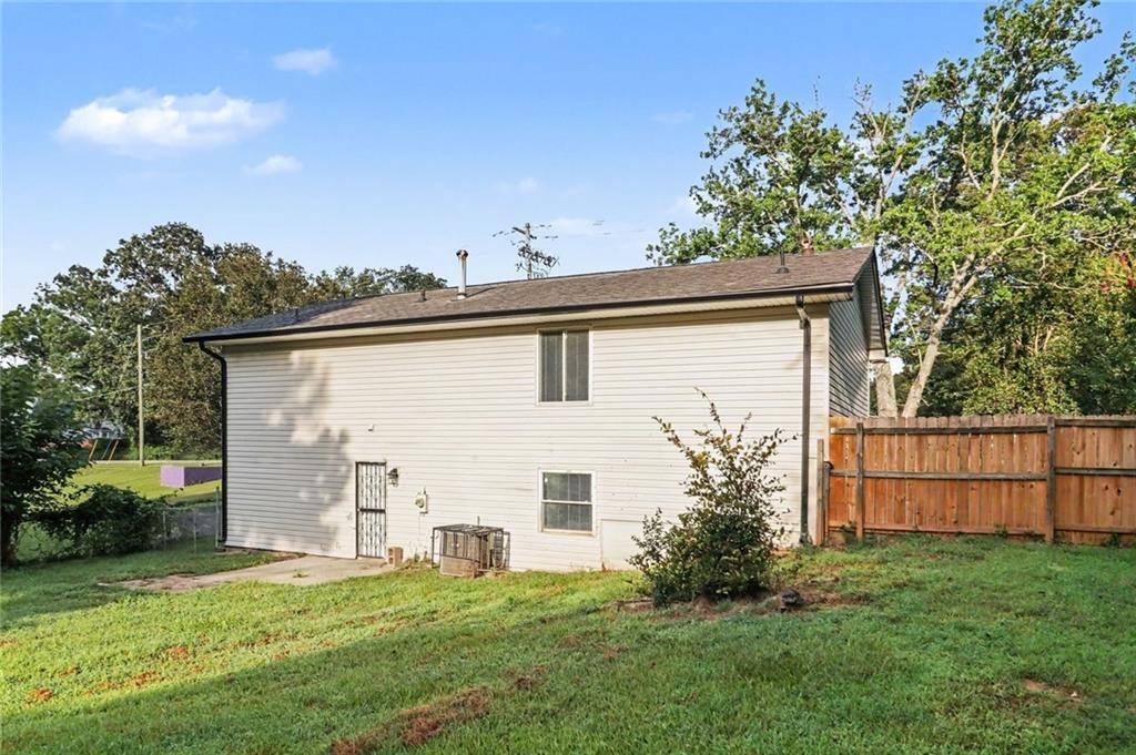 Thomas Rd, Jonesboro, GA 30238