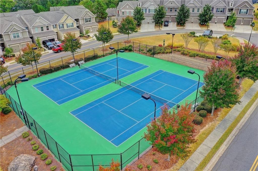 Castleberry Village Cir, Cumming, GA 30040