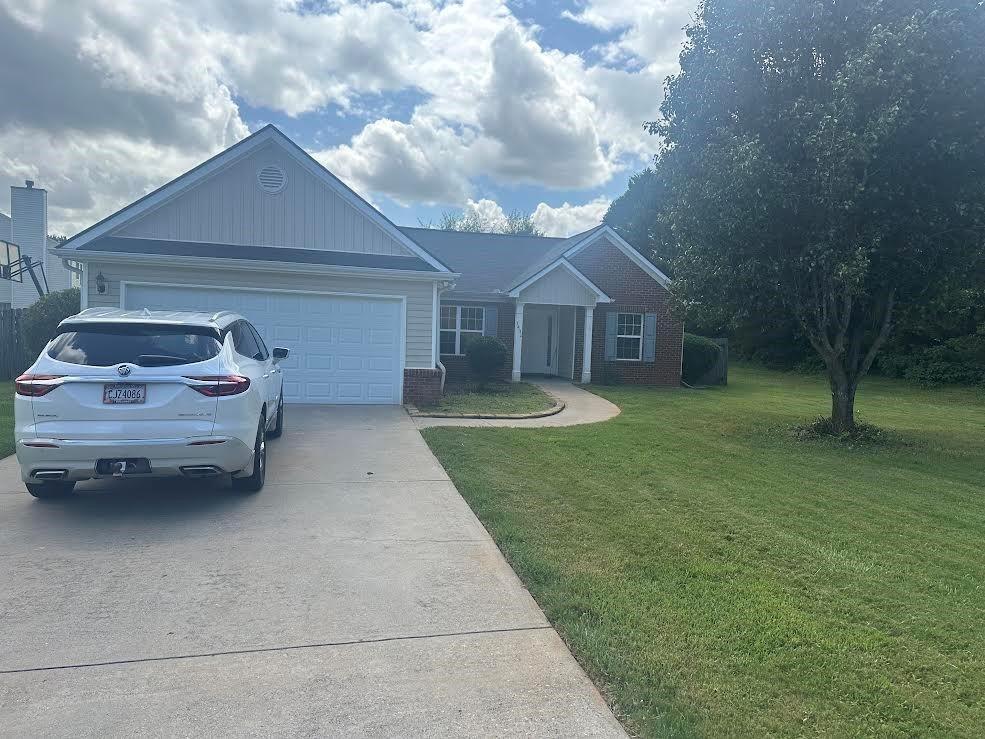 Solomon Dr, Winder, GA 30680