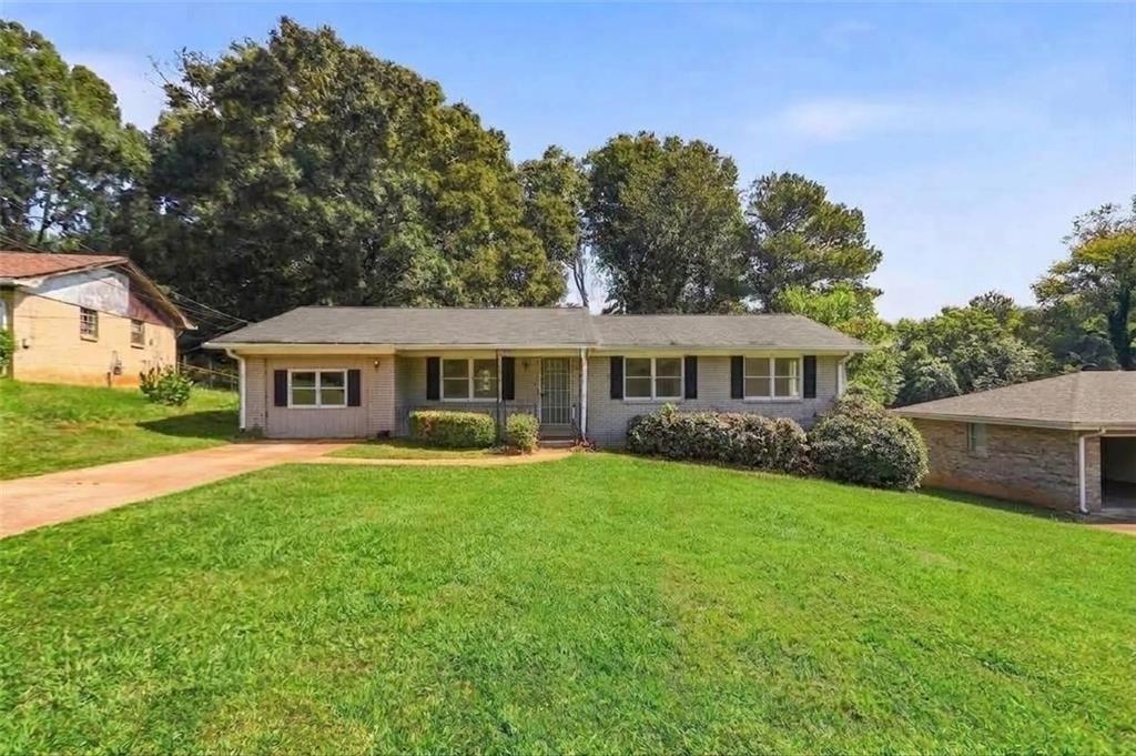 Knollview Dr, Decatur, GA 30034