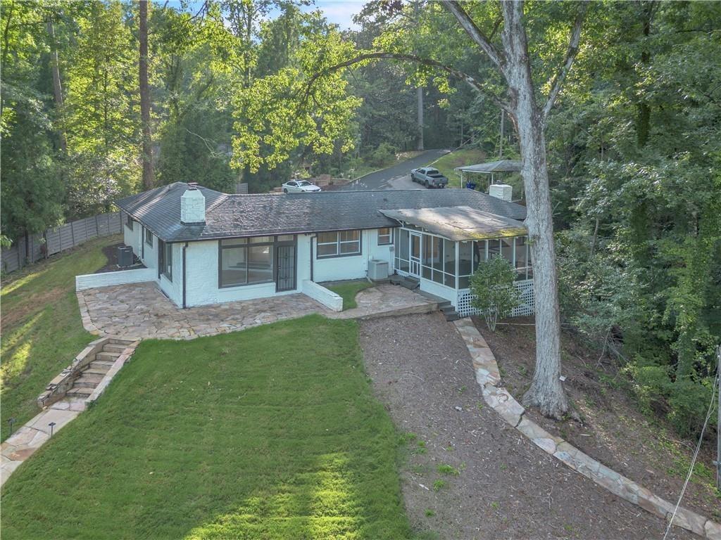 Niskey Lake Trl Sw, Atlanta, GA 30331