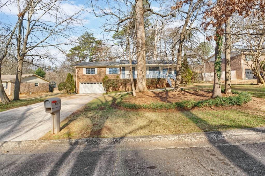 Green Forest Ln Se, Smyrna, GA 30082