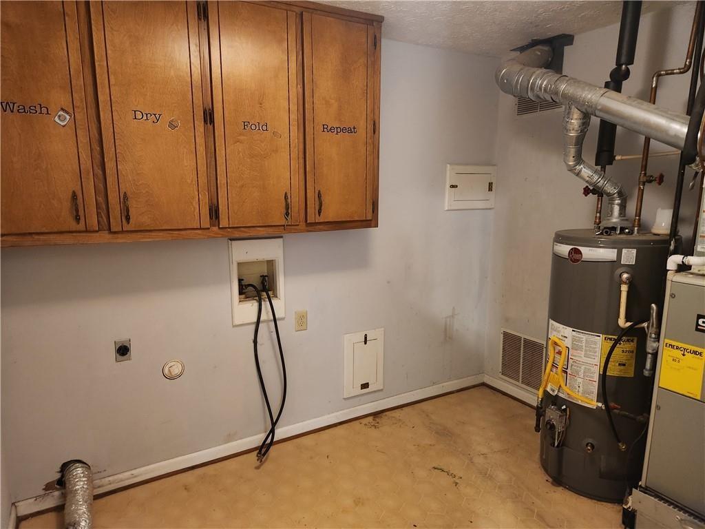 Four Winds Dr Sw, Lilburn, GA 30047