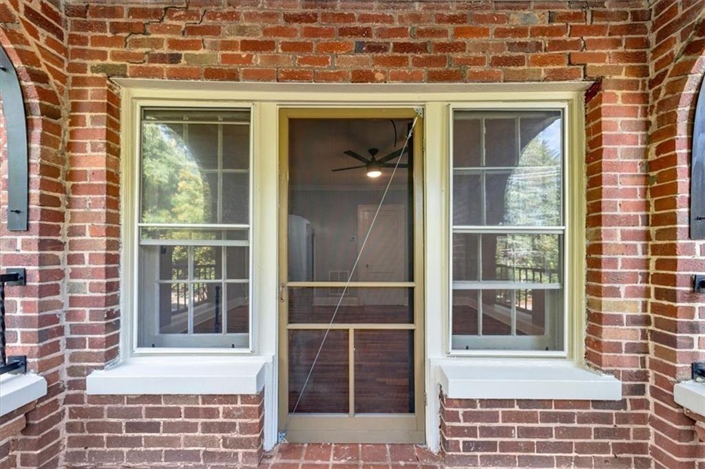 Bluff Woods Pl Ne, Atlanta, GA 30306