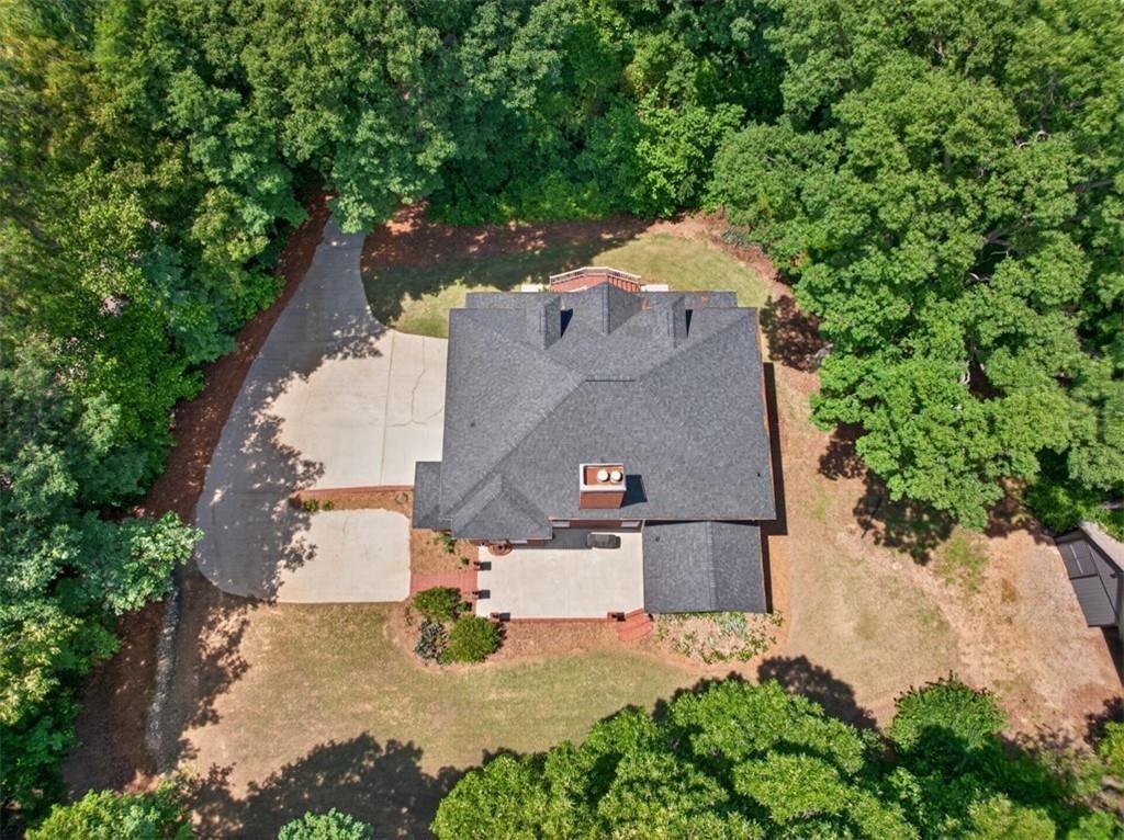 Wellington Dr, Winder, GA 30680