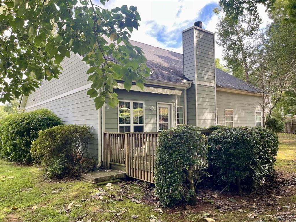 Vinings Dr, Winder, GA 30680