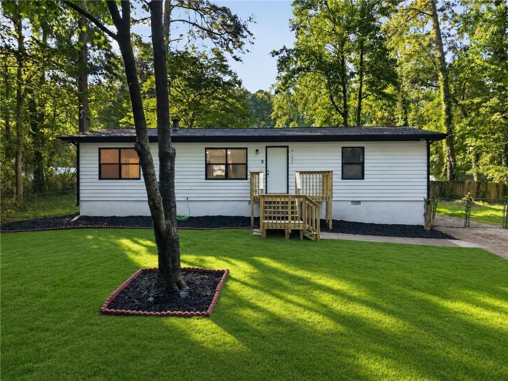 Bradley Dr, Snellville, GA 30039
