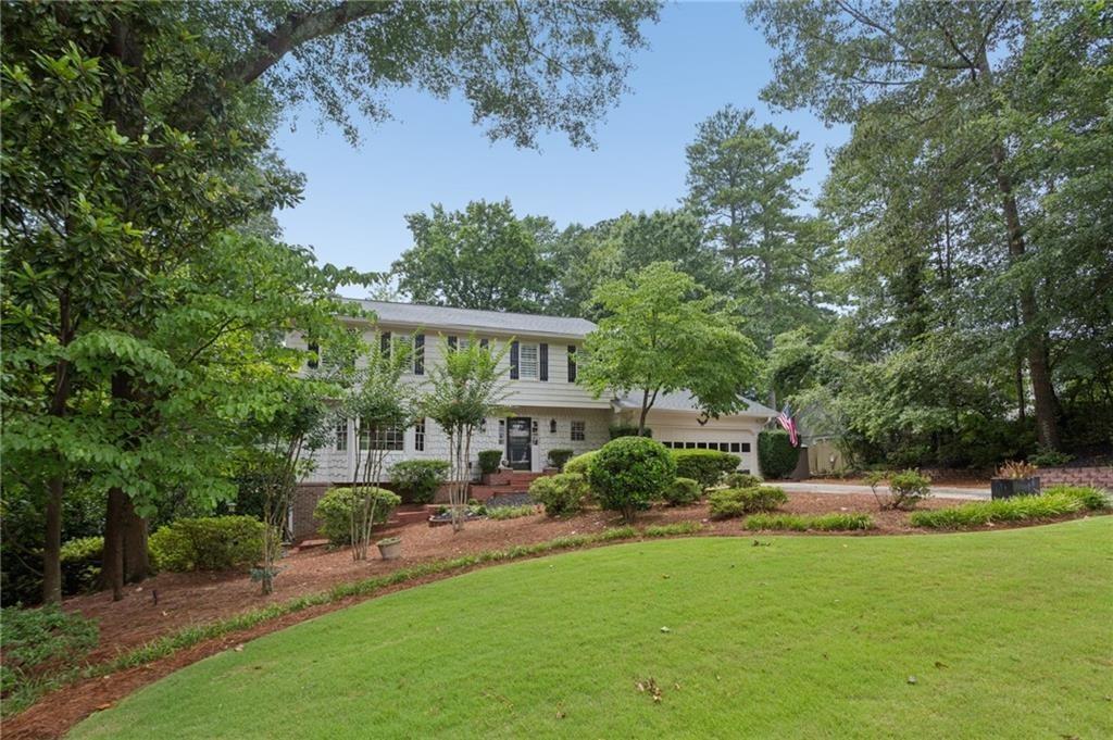 Creekview Dr Ne, Marietta, GA 30068