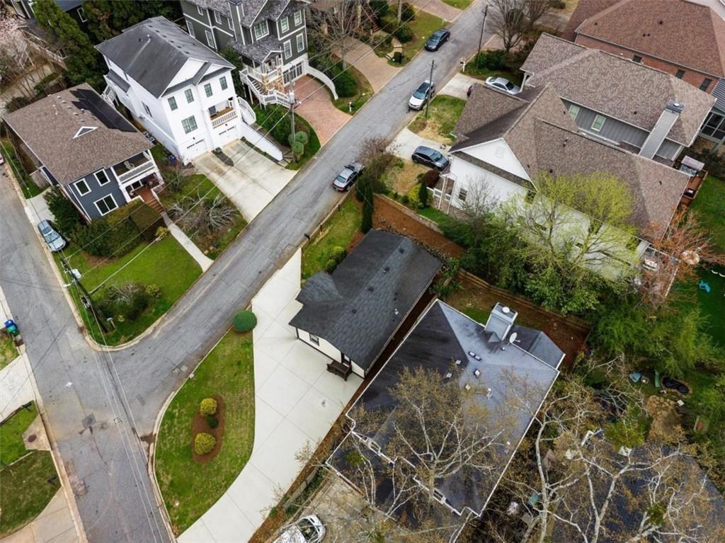 Mae Ave Ne, Brookhaven, GA 30319