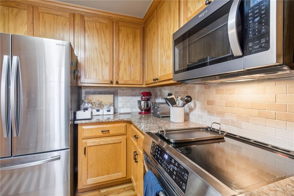 Stone Ridge Ct, Jasper, GA 30143