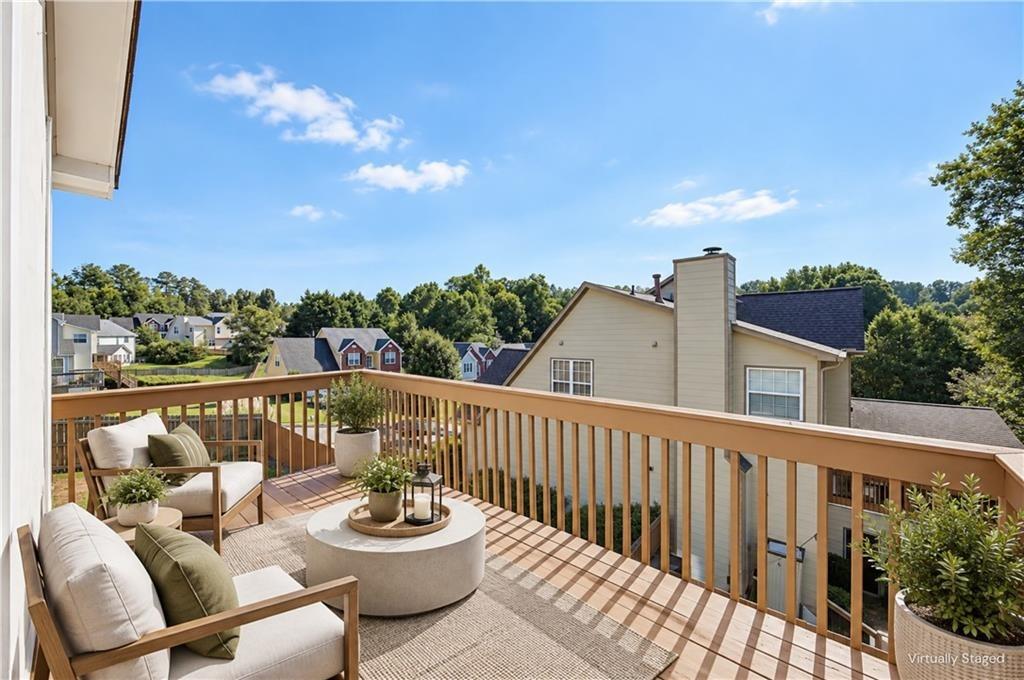 Savannah Walk Ln, Suwanee, GA 30024