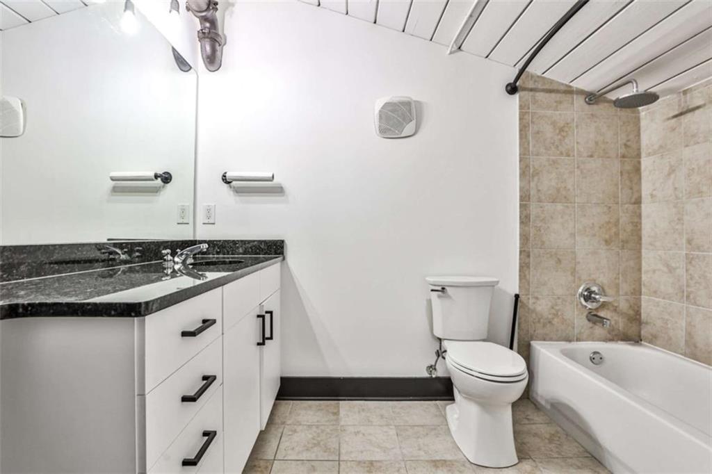 Caroline St Ne, Atlanta, GA 30307