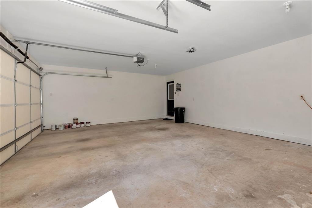 S Barkers Bend Dr, Murrayville, GA 30564