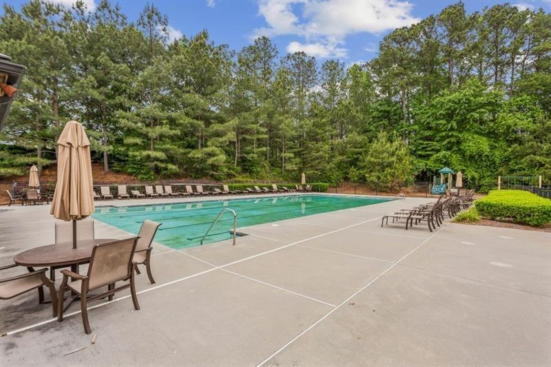 Clubhouse Way, Acworth, GA 30101