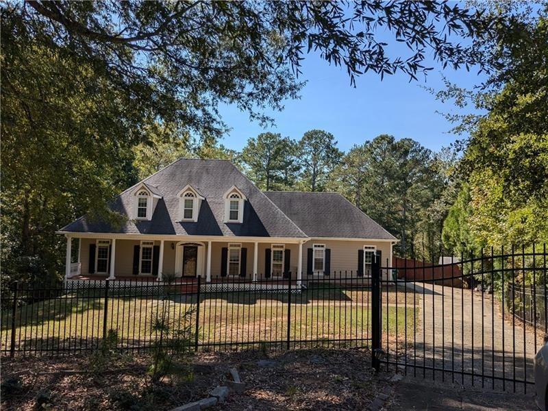 Riverlake Way, Snellville, GA 30039