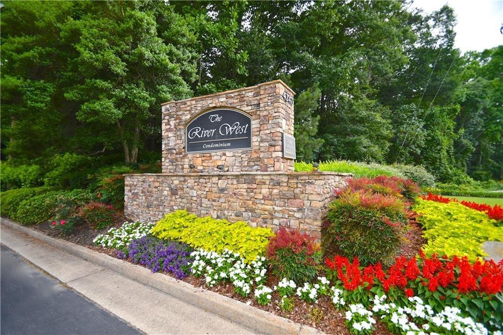 River Green Dr Nw, Atlanta, GA 30327