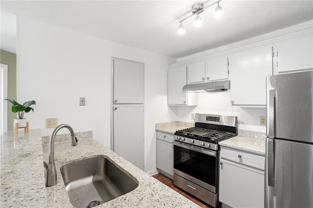 River Heights Xing Se, Marietta, GA 30067