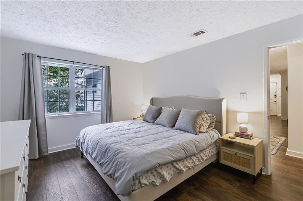 Glenridge Dr, Sandy Springs, GA 30328