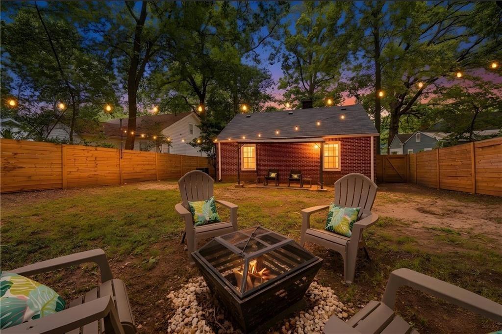Elizabeth Ln, Atlanta, GA 30344
