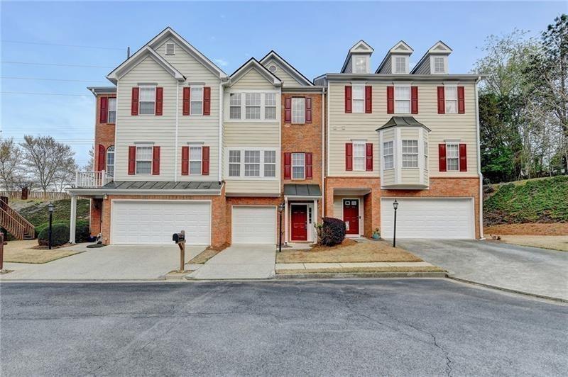 Turfway Park Ct, Sugar Hill, GA 30518
