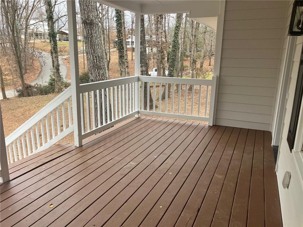 Lynn Dr, Gainesville, GA 30506
