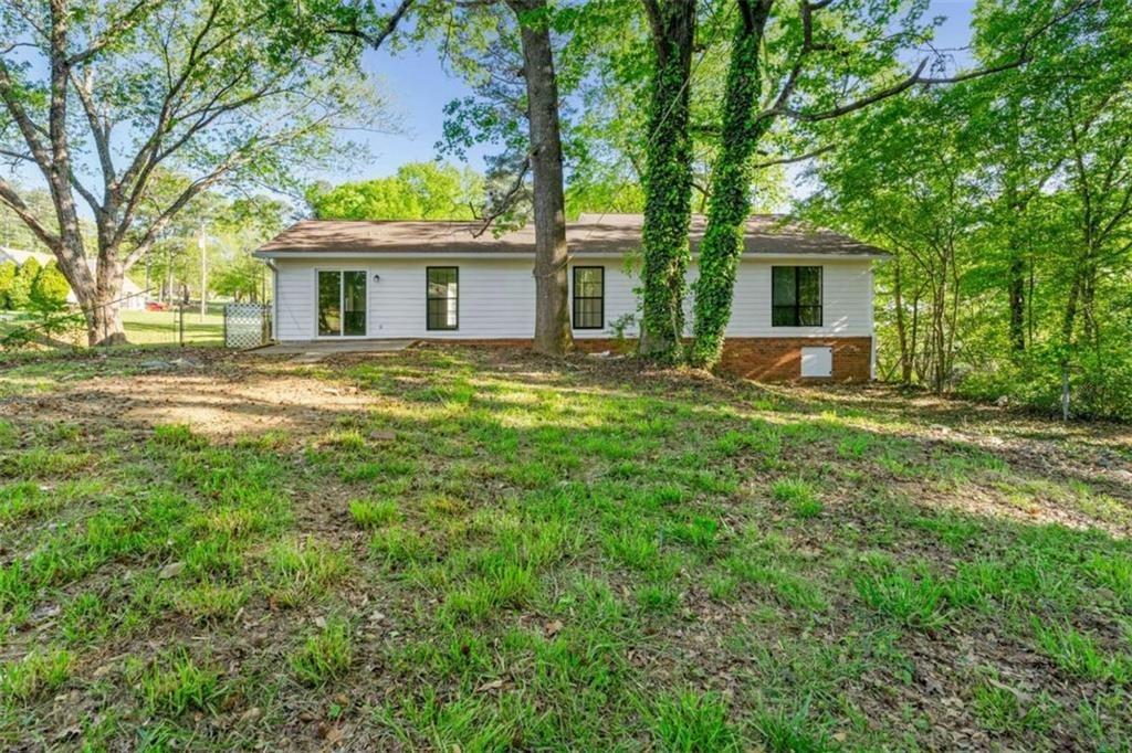 Lisbon Ln, Jonesboro, GA 30236