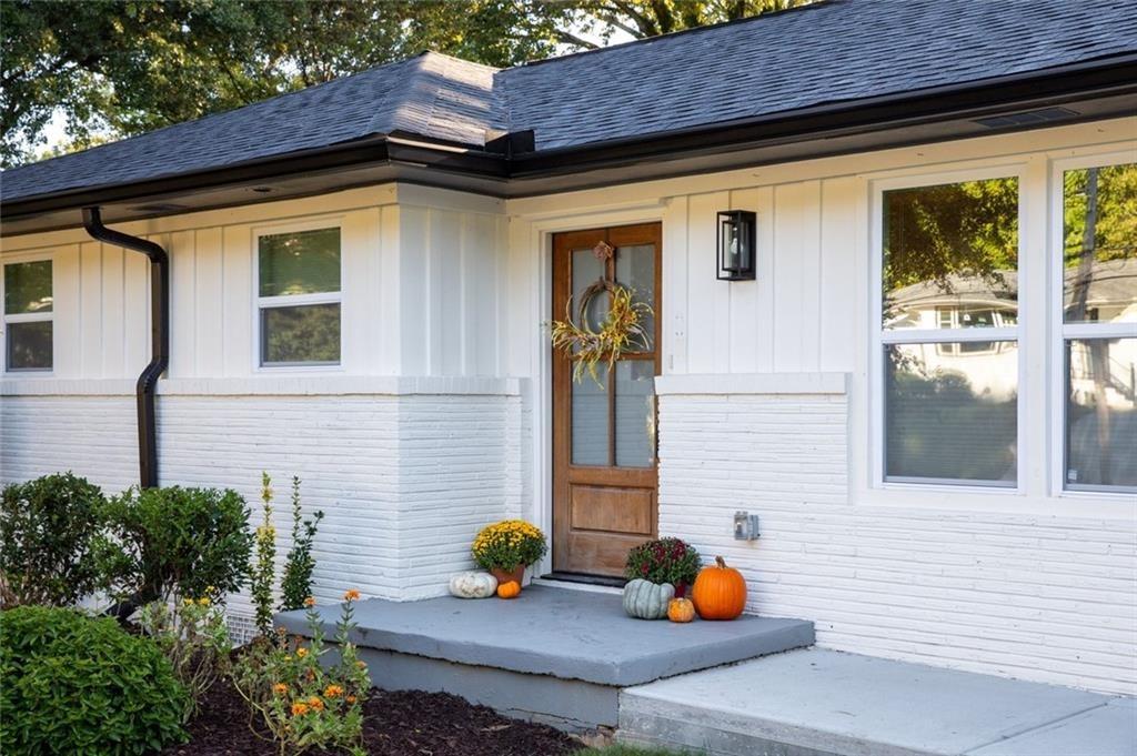 Glendale Dr, Decatur, GA 30032