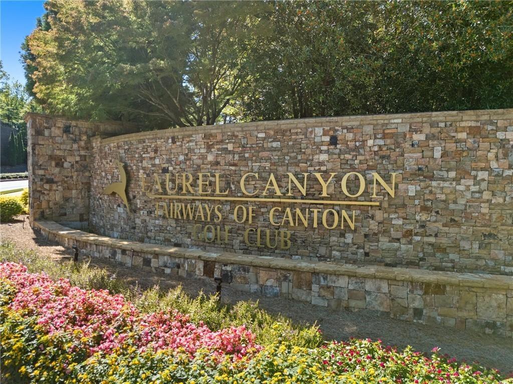 Laurel Lookout Hls, Canton, GA 30114