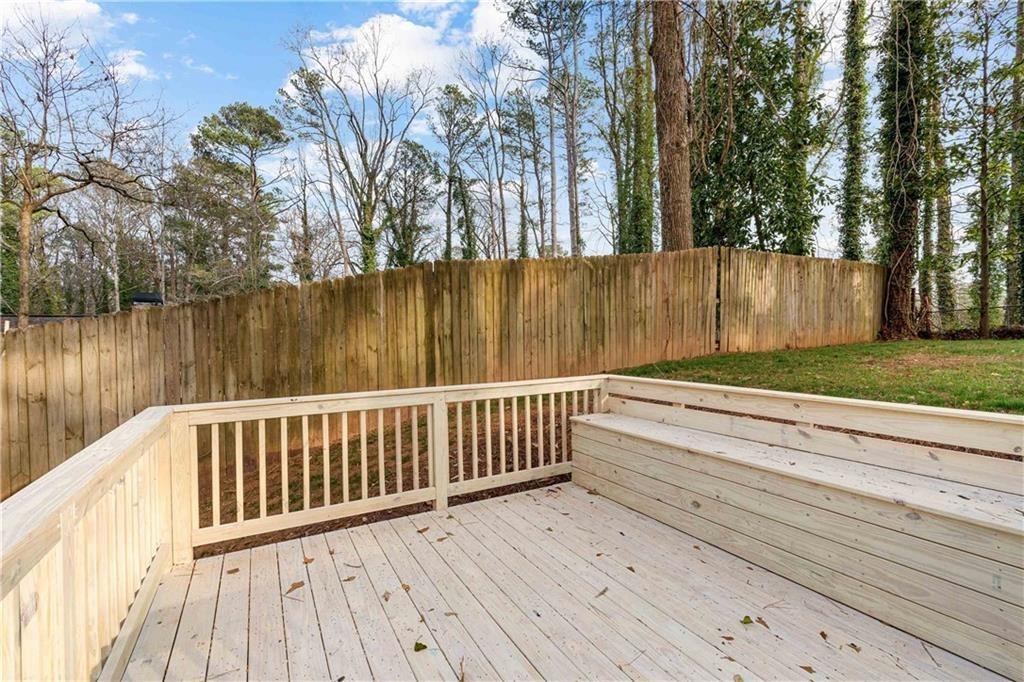 Dogwood Cir Se, Smyrna, GA 30080