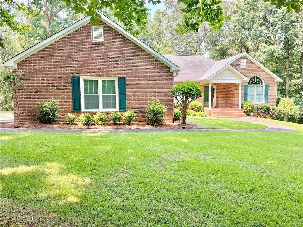 Lazy Acres Dr, Douglasville, GA 30135