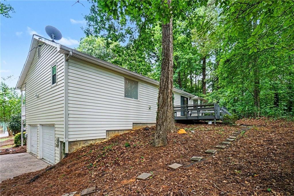 Ambras Way Nw, Kennesaw, GA 30152