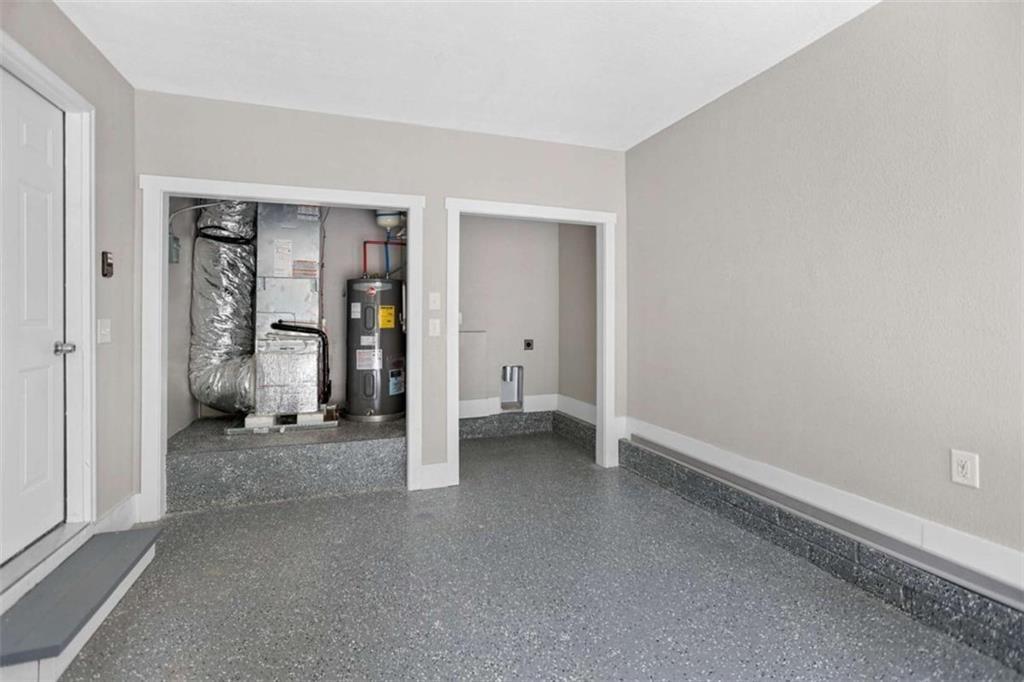 Kings Park Cir, Macon, GA 31217