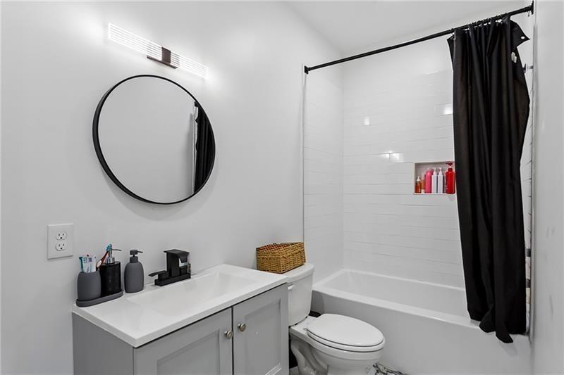 Mcdaniel St Sw, Atlanta, GA 30310
