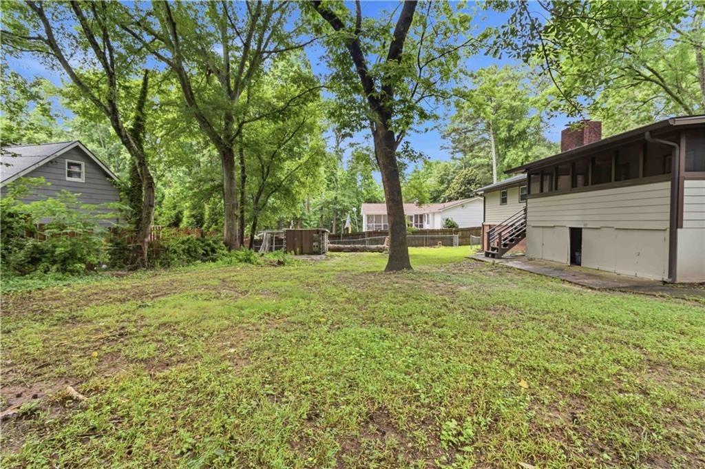 Creekview Ct Nw, Marietta, GA 30064