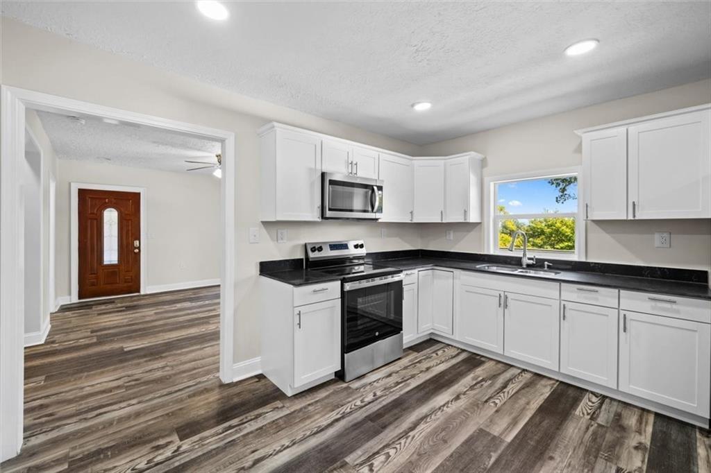 W Crawford St, Dalton, GA 30720