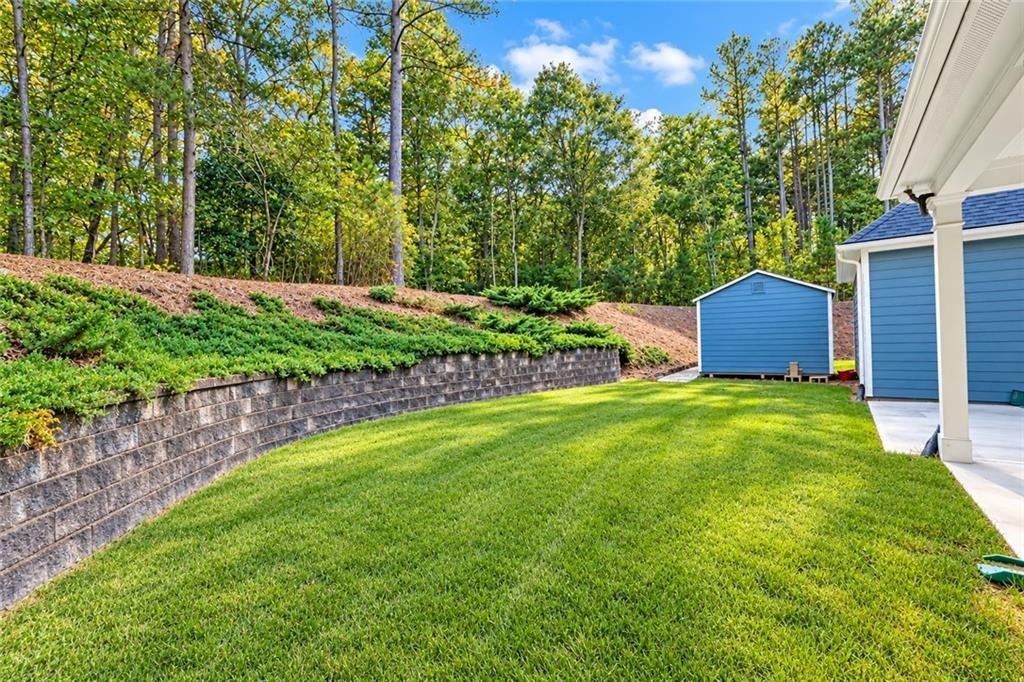 Huntington Dr, Ball Ground, GA 30107