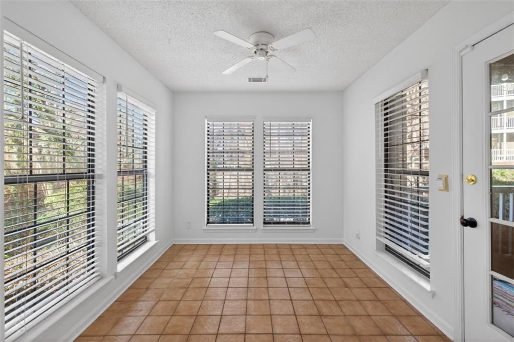Barrington Hills Dr, Sandy Springs, GA 30350