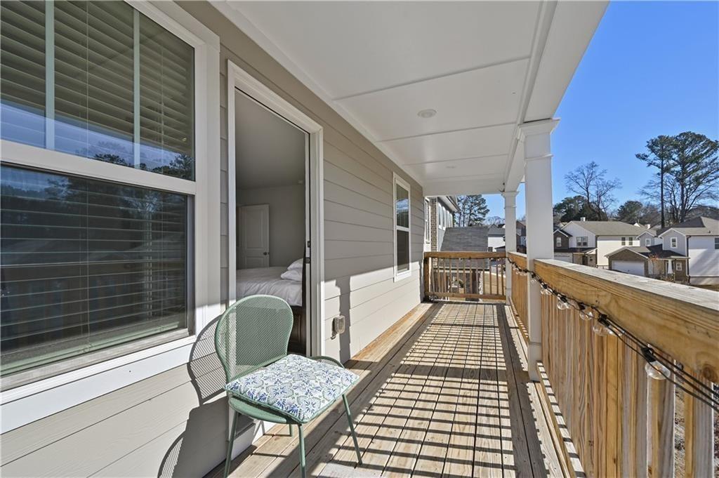 Lyon Way Dr, Lawrenceville, GA 30044