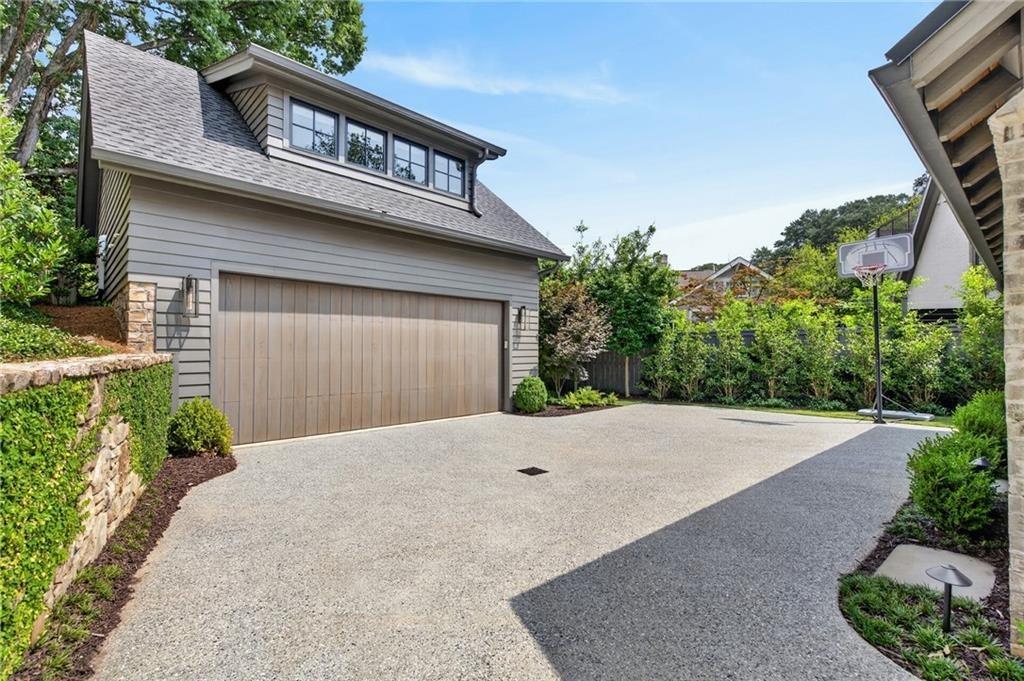 Westminster Dr Ne, Atlanta, GA 30309