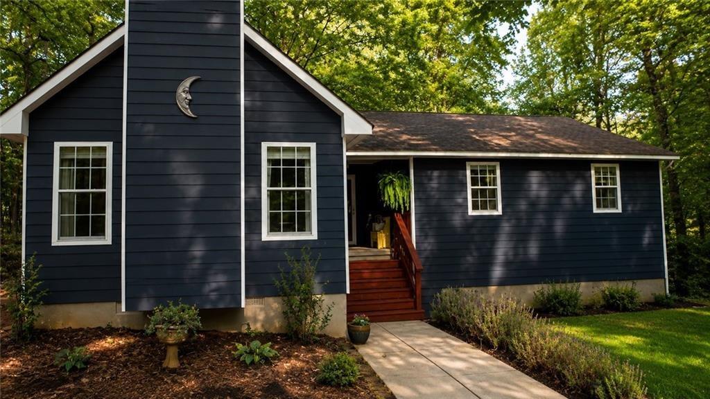 Maple Pl, Fayetteville, GA 30215