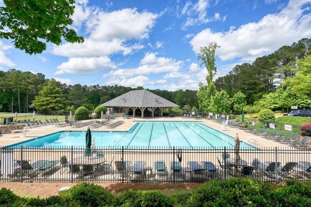 Fairway Valley Dr, Woodstock, GA 30189