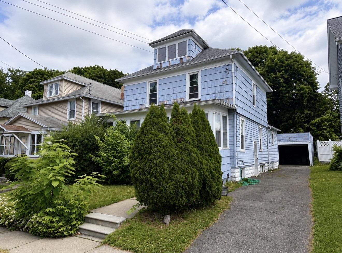 Hudson St, Johnson City, NY 13790