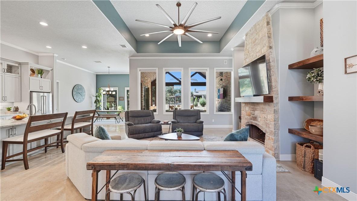 Bussola, New Braunfels, TX 78132