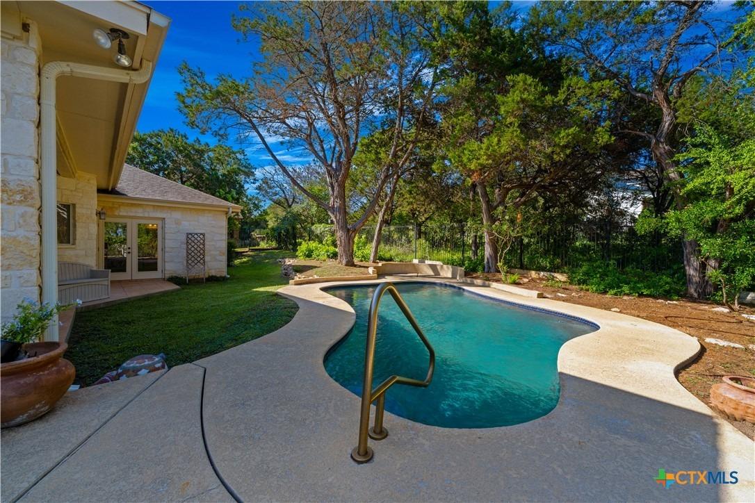 Mission Hts, New Braunfels, TX 78130