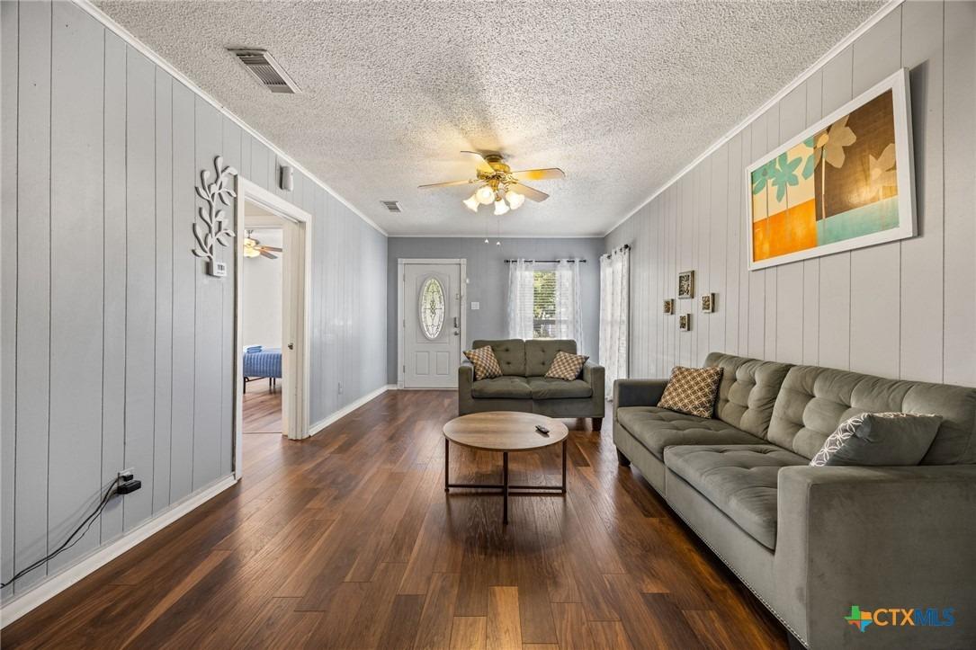 S 9th St, Temple, TX 76504