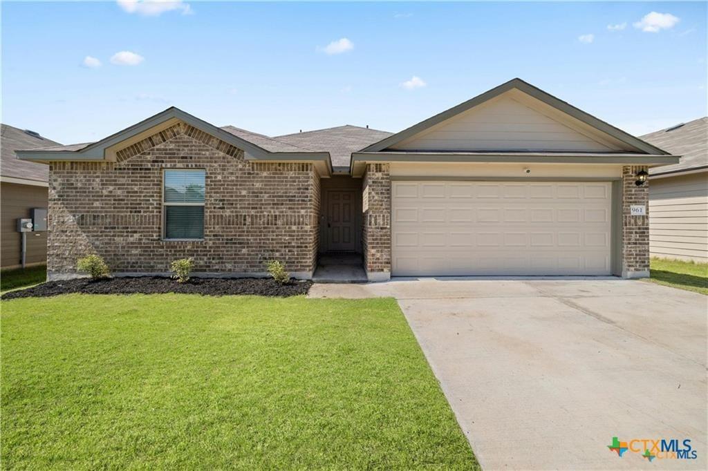 Oxford Ln, Troy, TX 76579